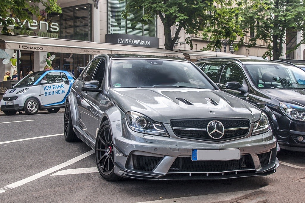 Мерс c63 w204